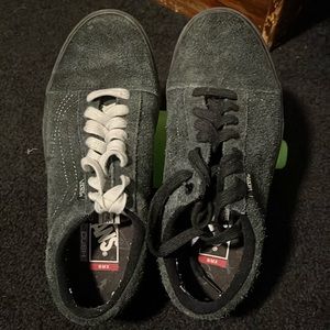 Vans Black Suede Cult